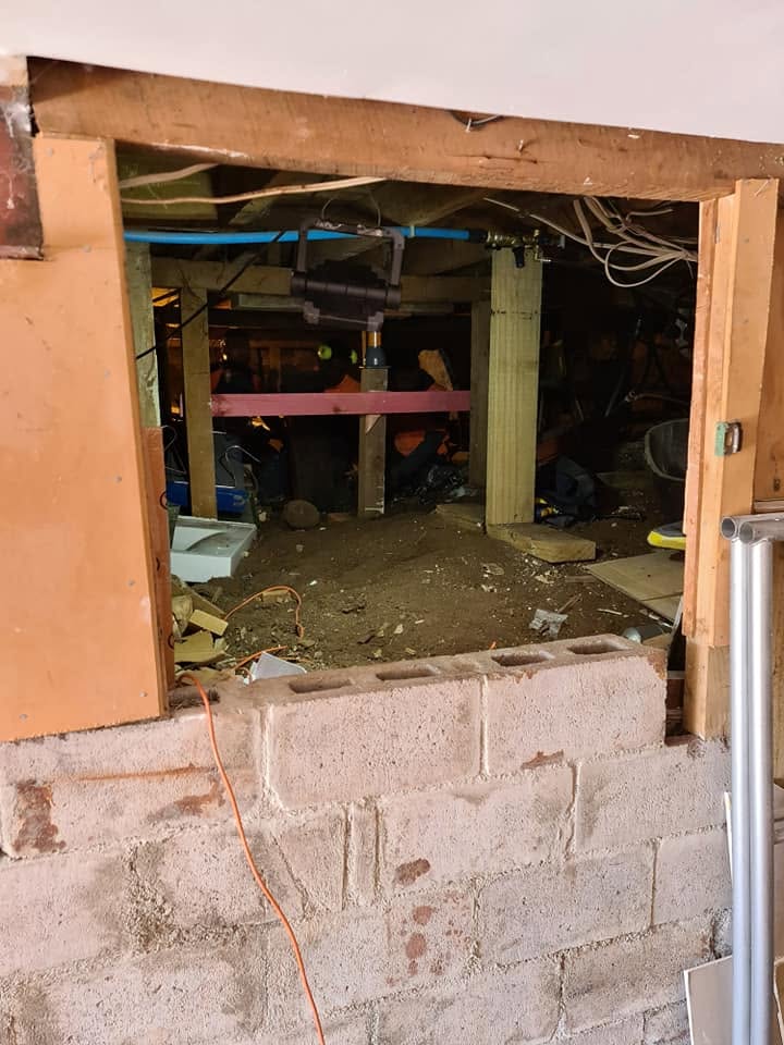 House Lifting & Relocation Service by Reef View Construction